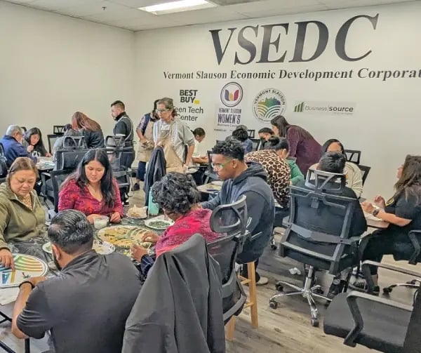 1_efa051de-2856-4335-9a48-40974fbdc615 COMPRESSED