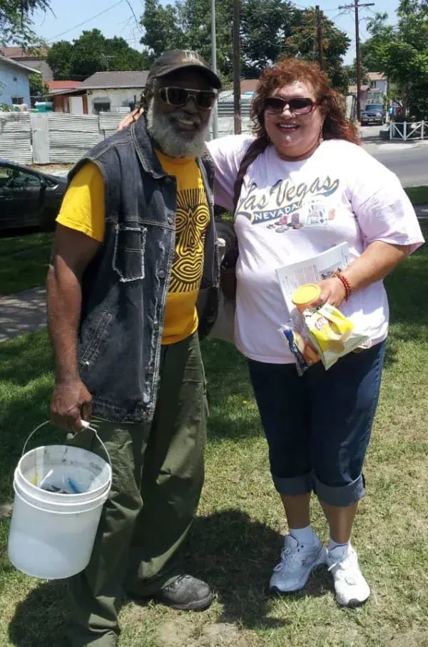 23055-580253_661849917178329_1266435195_n-1 COMPRESSED